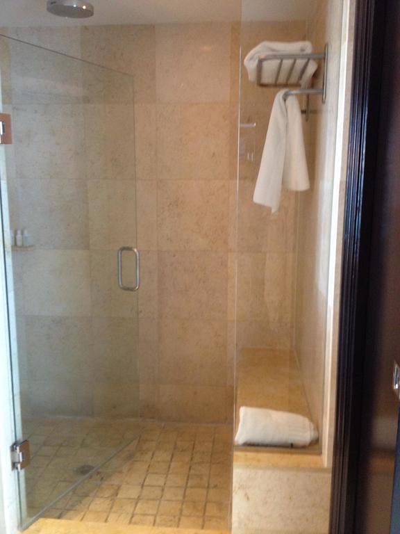 Apartment At De Soleil Hotel On Ocean Drive Маями Бийч Екстериор снимка